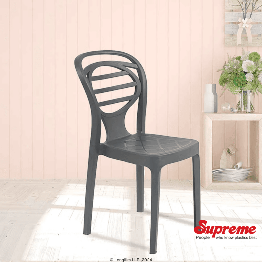 Supreme Furniture Oak Plastic Chair (Black)